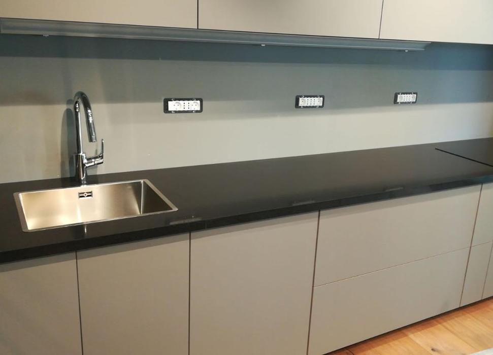 BLAT DE BUCATARIE QUARTZ IMPERIALE Polished oferta