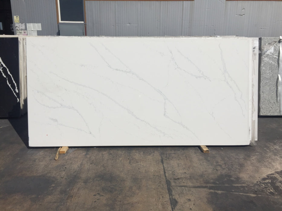 BLAT DE BUCATARIE QUARTZ CALACATTA VENETO