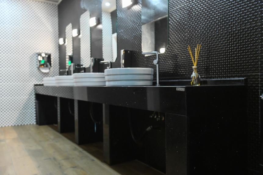 Blat baie quartz Savana spatiu public 01-Bucuresti