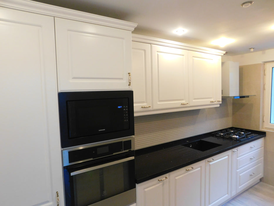 Mobilier bucatarie clasic MDF nuanta alb 05