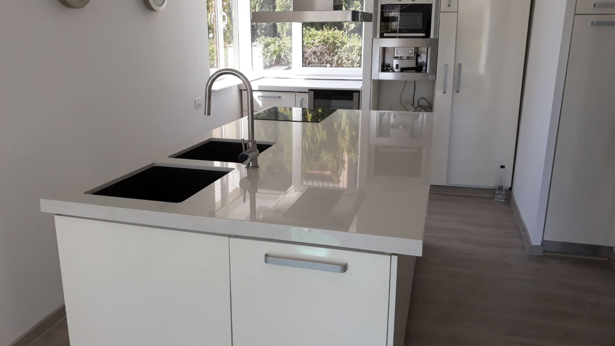 Blat bucatarie quartz Lapland 03 - Bucuresti